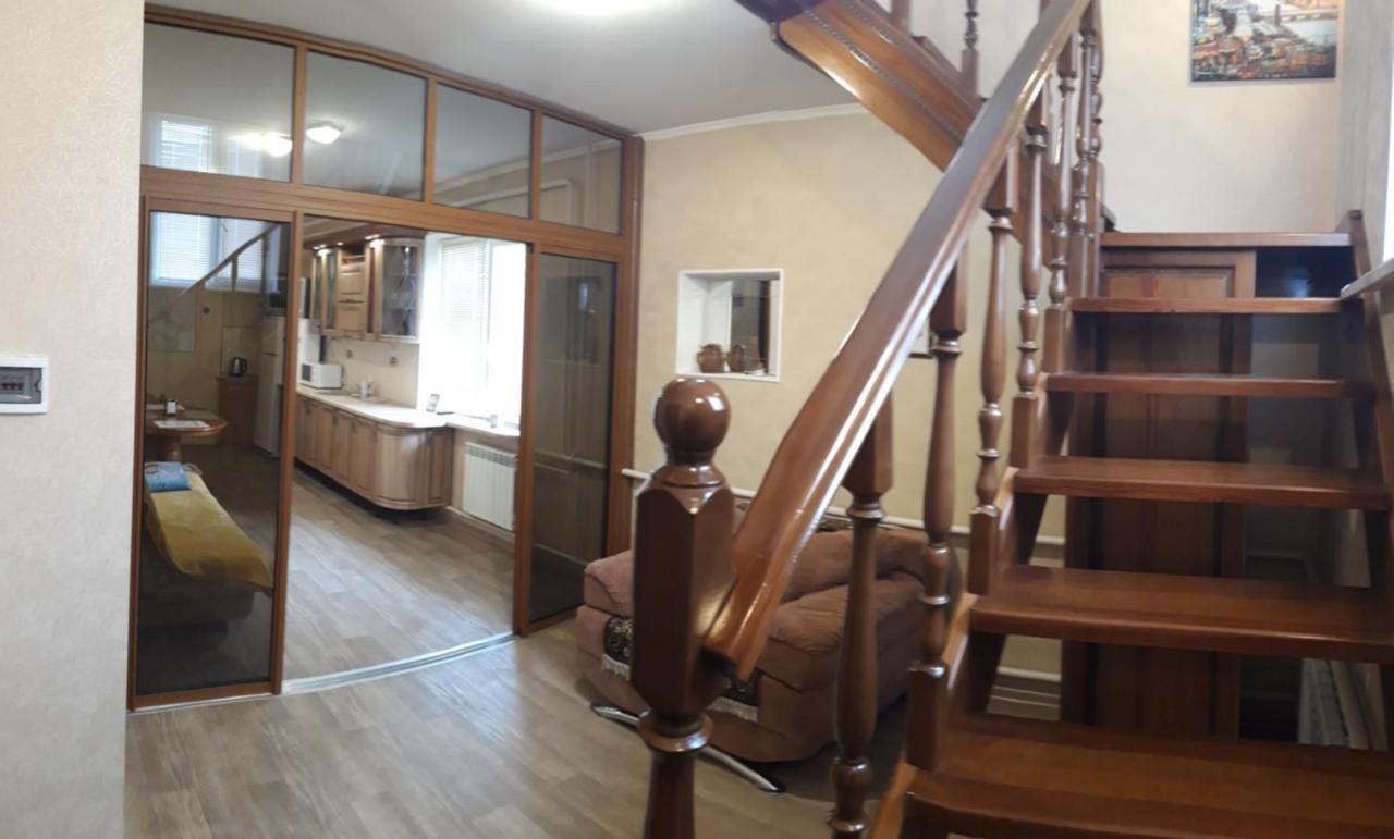 Anna Guest House Boryspilʼ Екстериор снимка